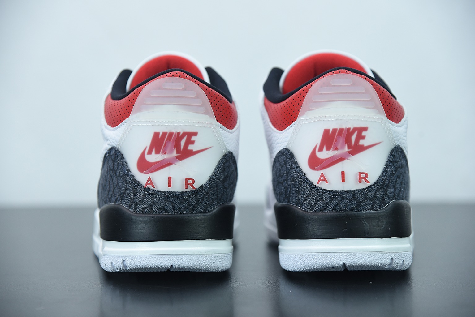 Air Jordan 3 SE DNM“Fire Red”AJ3 乔3火焰红 牛仔拼色运动鞋中帮篮球鞋
