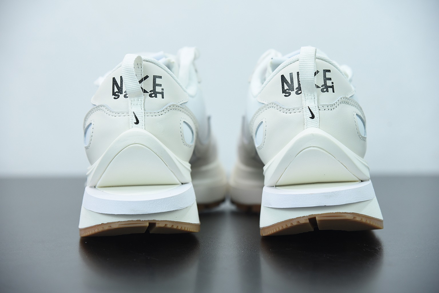 Sacai X NK regasus vaporrly SP 华夫三代3.0走秀运动跑鞋 货号:DD1875-100