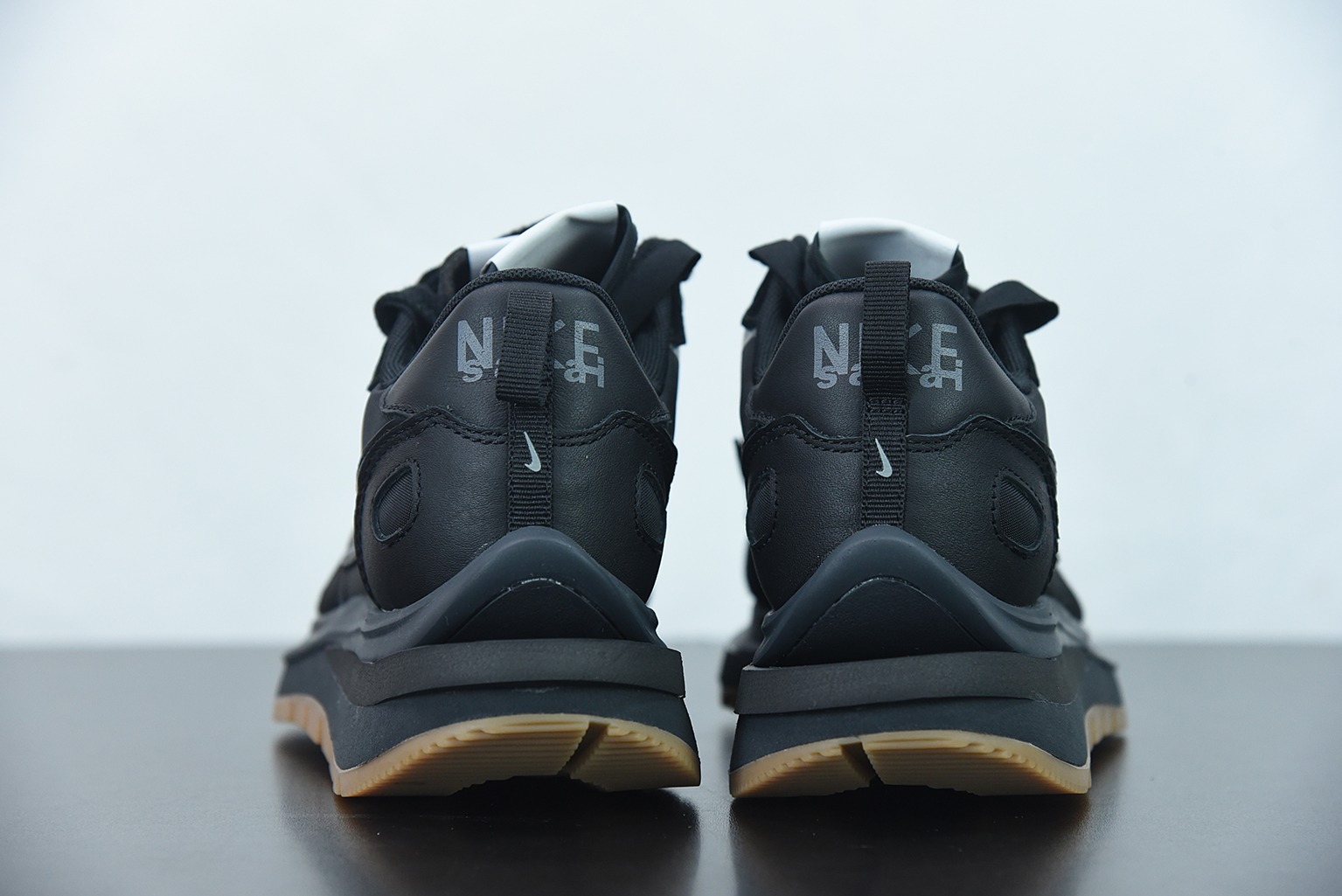 M05M5 TOP纯原出货 Sacai X NK regasus vaporrly SP 华夫三代3.0走秀运动跑鞋 货号:DD1875-001