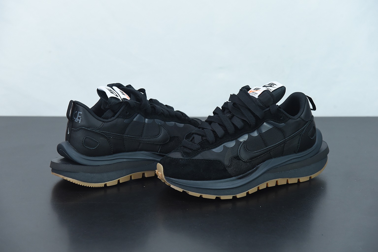 M05M5 TOP纯原出货 Sacai X NK regasus vaporrly SP 华夫三代3.0走秀运动跑鞋 货号:DD1875-001