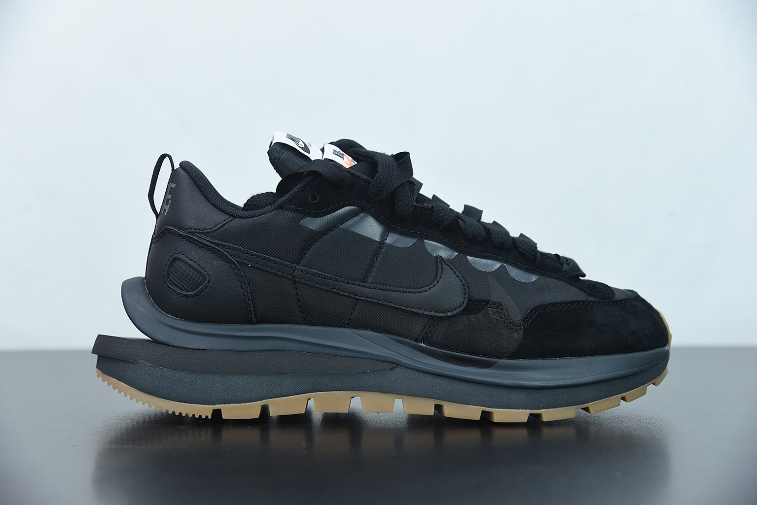 M05M5 TOP纯原出货 Sacai X NK regasus vaporrly SP 华夫三代3.0走秀运动跑鞋 货号:DD1875-001