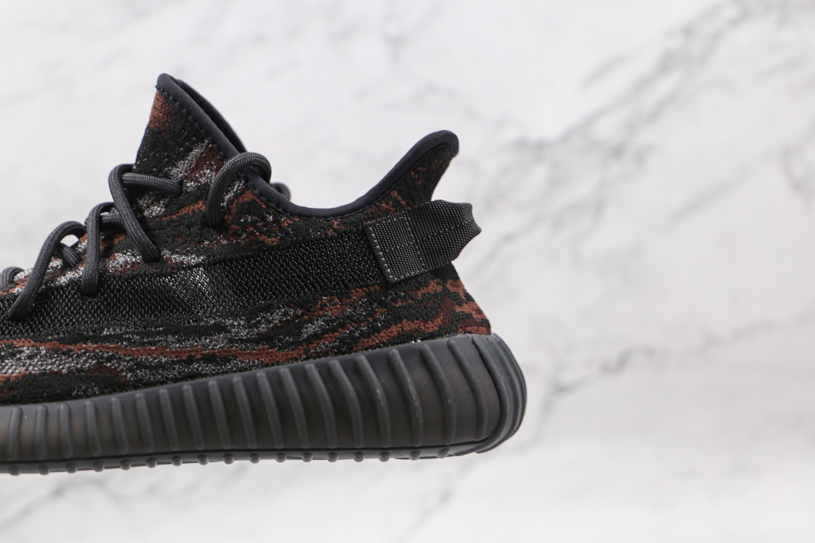 椰子350 V2 黑色 暴龙兽 三色迷彩 YEEZY BOOST 350 V2 运动鞋