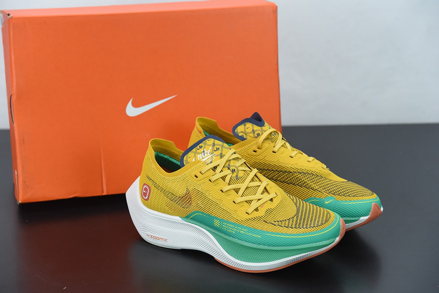 Nk ZoomX Vaporfly NEXT% 2 马拉松针织面透气运动跑鞋 黄绿 货号:DJ5182 -700