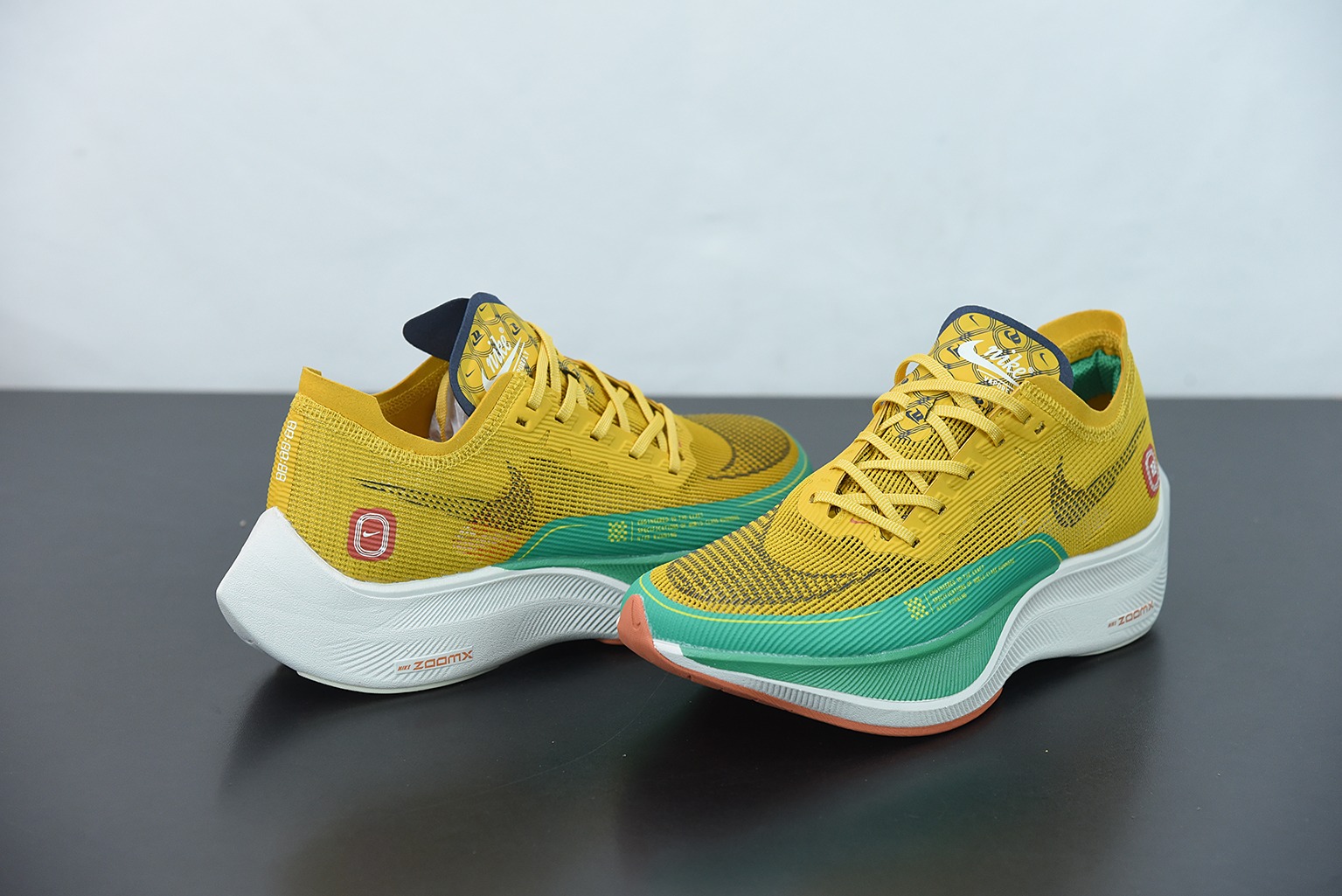 Nk ZoomX Vaporfly NEXT% 2 马拉松针织面透气运动跑鞋 黄绿 货号:DJ5182 -700