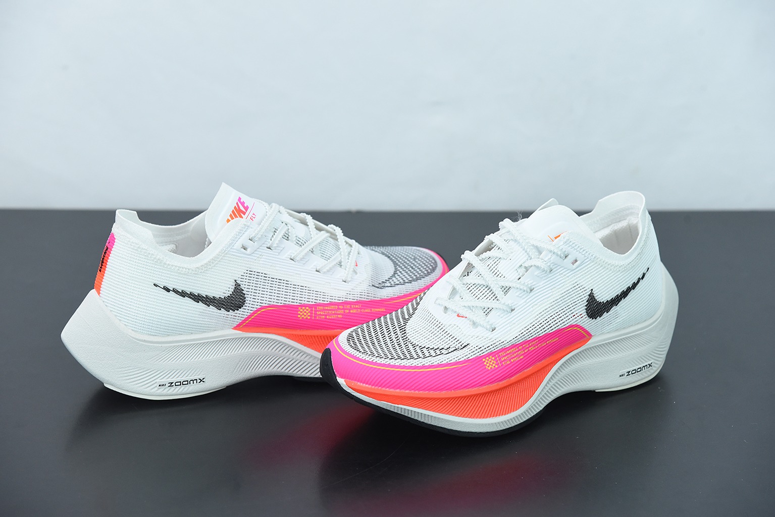 Nk ZoomX Vaporfly NEXT％ 2 马拉松针织面透气运动跑鞋 白粉 货号：DJ5457-100