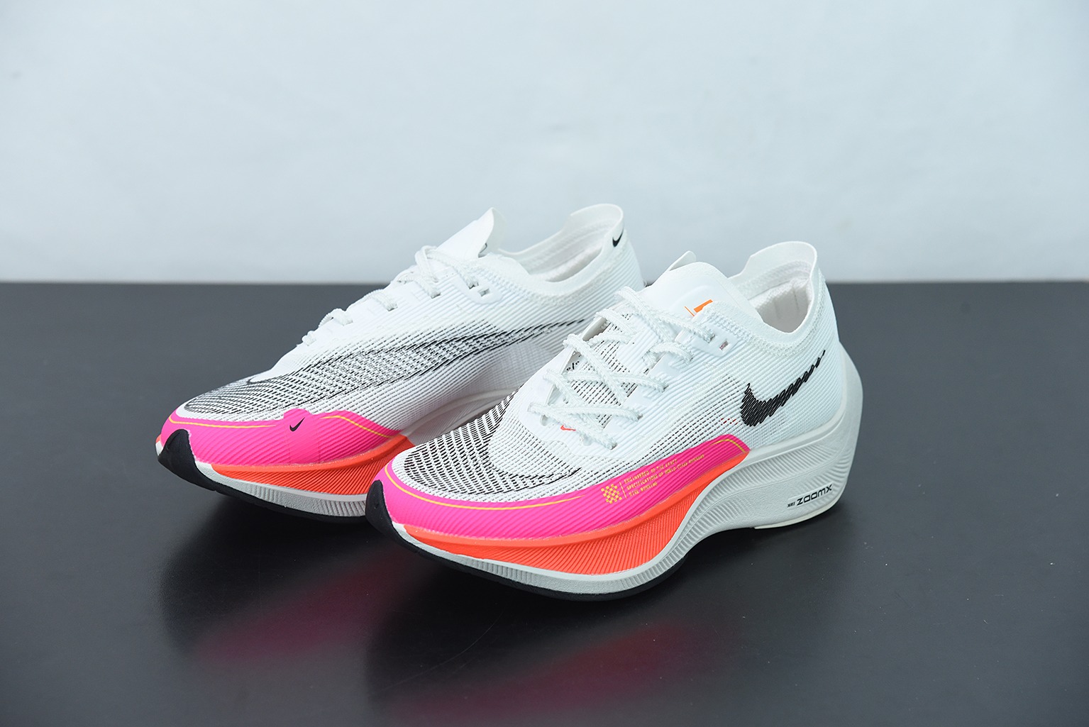 Nk ZoomX Vaporfly NEXT％ 2 马拉松针织面透气运动跑鞋 白粉 货号：DJ5457-100