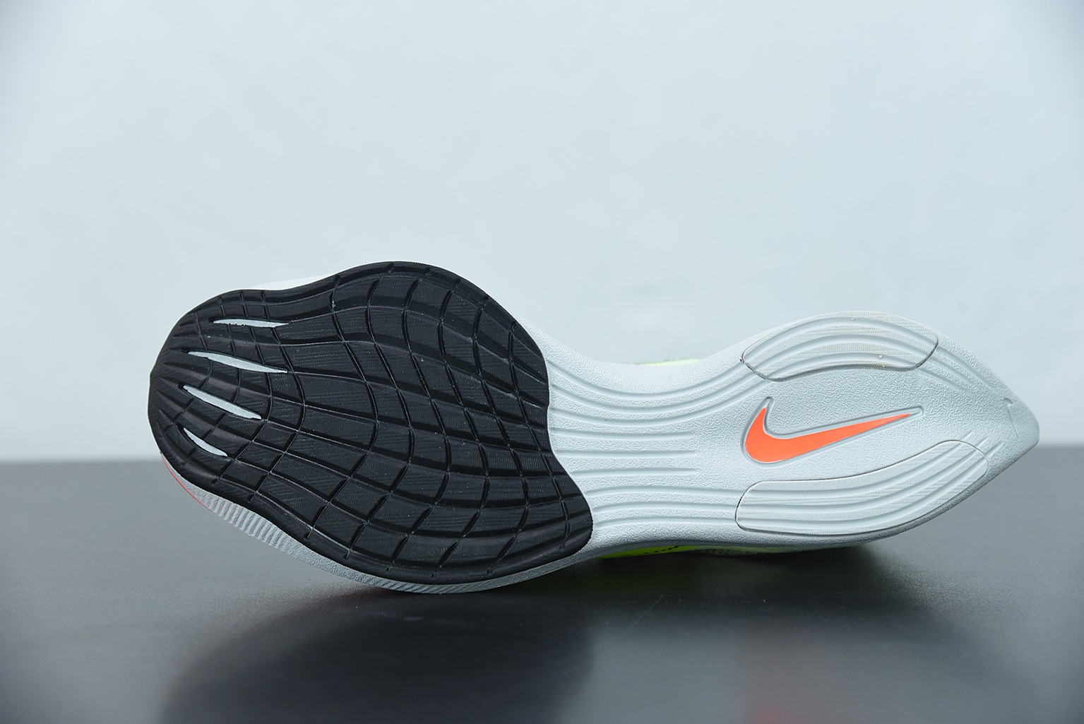 Nk ZoomX Vaporfly NEXT％ 2 马拉松针织面透气运动跑鞋 黄橙 货号：CU4111-700