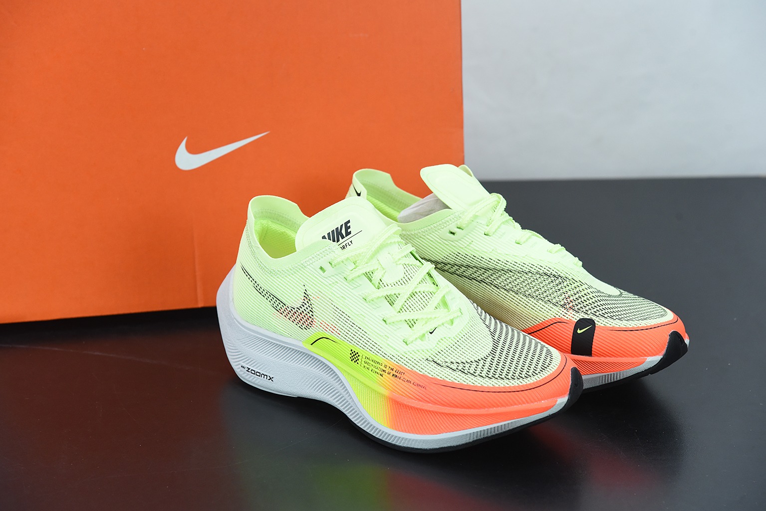Nk ZoomX Vaporfly NEXT％ 2 马拉松针织面透气运动跑鞋 黄橙 货号：CU4111-700