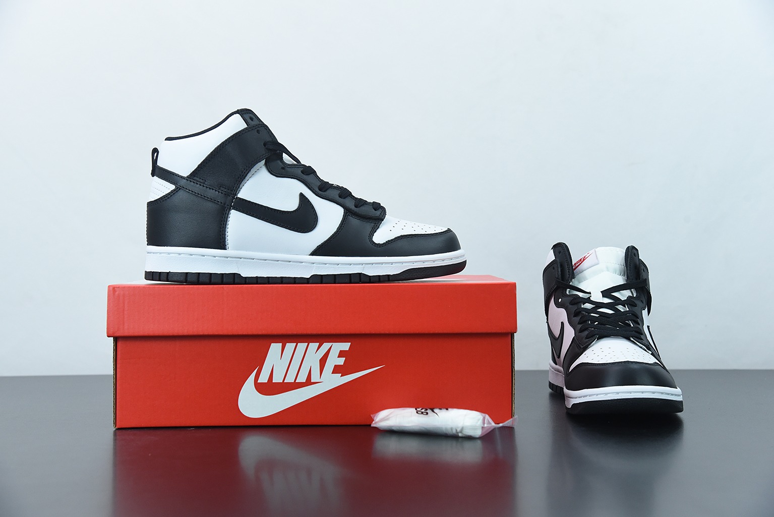 SB Zoom Dunk HIGH PRO 扣篮系列复古高帮休闲运动滑板板鞋 货号: DD1869 103