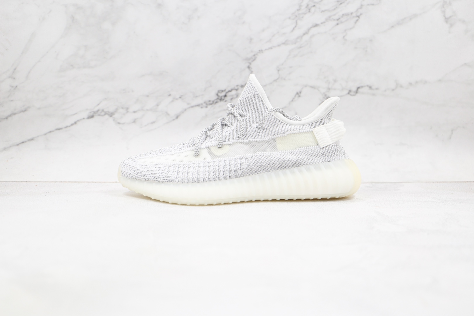 椰子 350 V2 巴斯夫 Yeezy Boost 350 V2 白满天星运动鞋