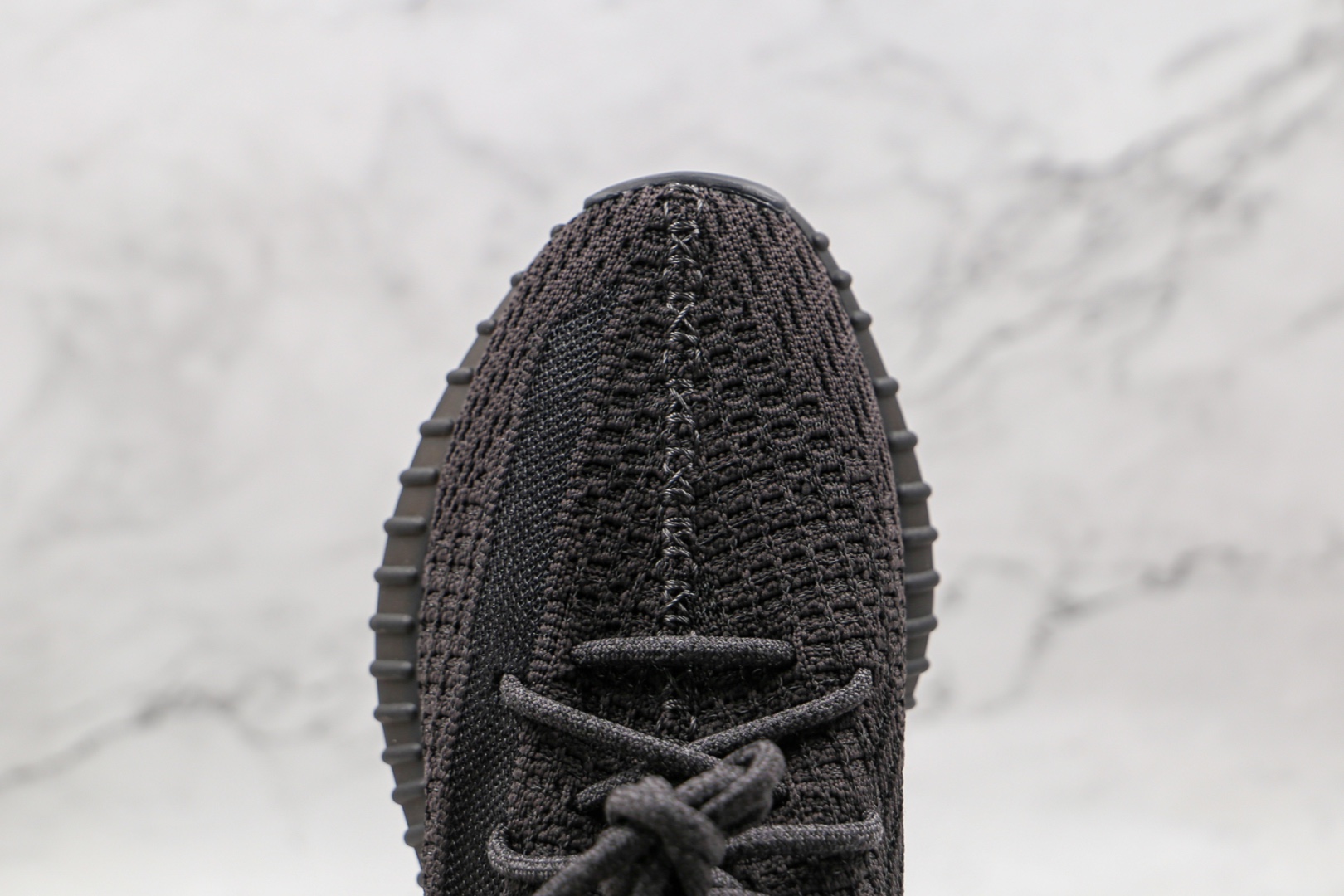椰子 350 V2 巴斯夫 Yeezy Boost 350 V2 黑满天星运动鞋