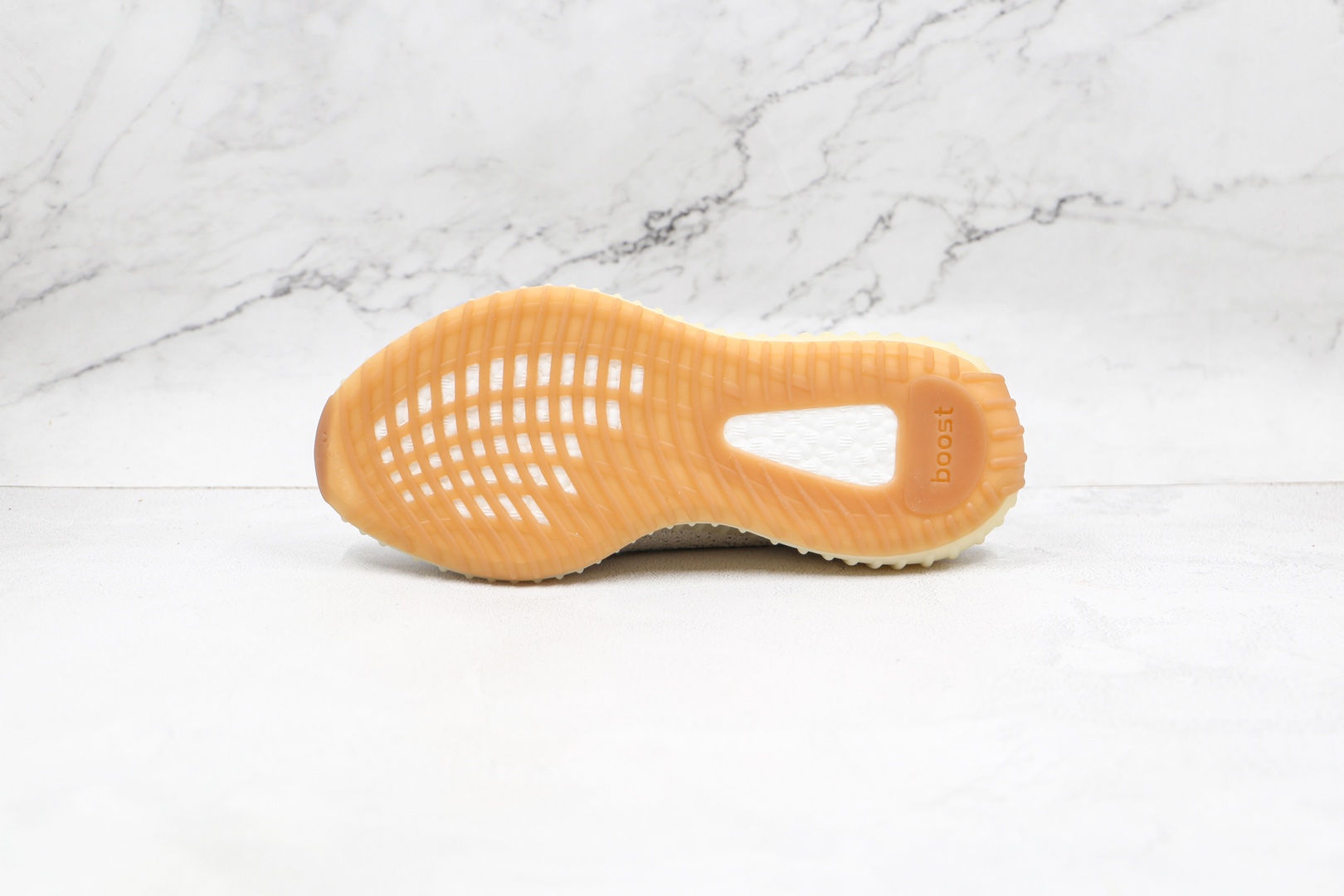 椰子 350 V2 巴斯夫 Yeezy Boost 350 V2 芝麻运动鞋