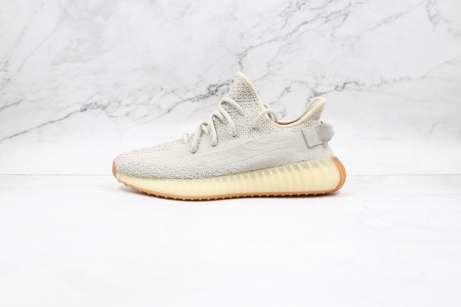 椰子 350 V2 巴斯夫 Yeezy Boost 350 V2 芝麻运动鞋