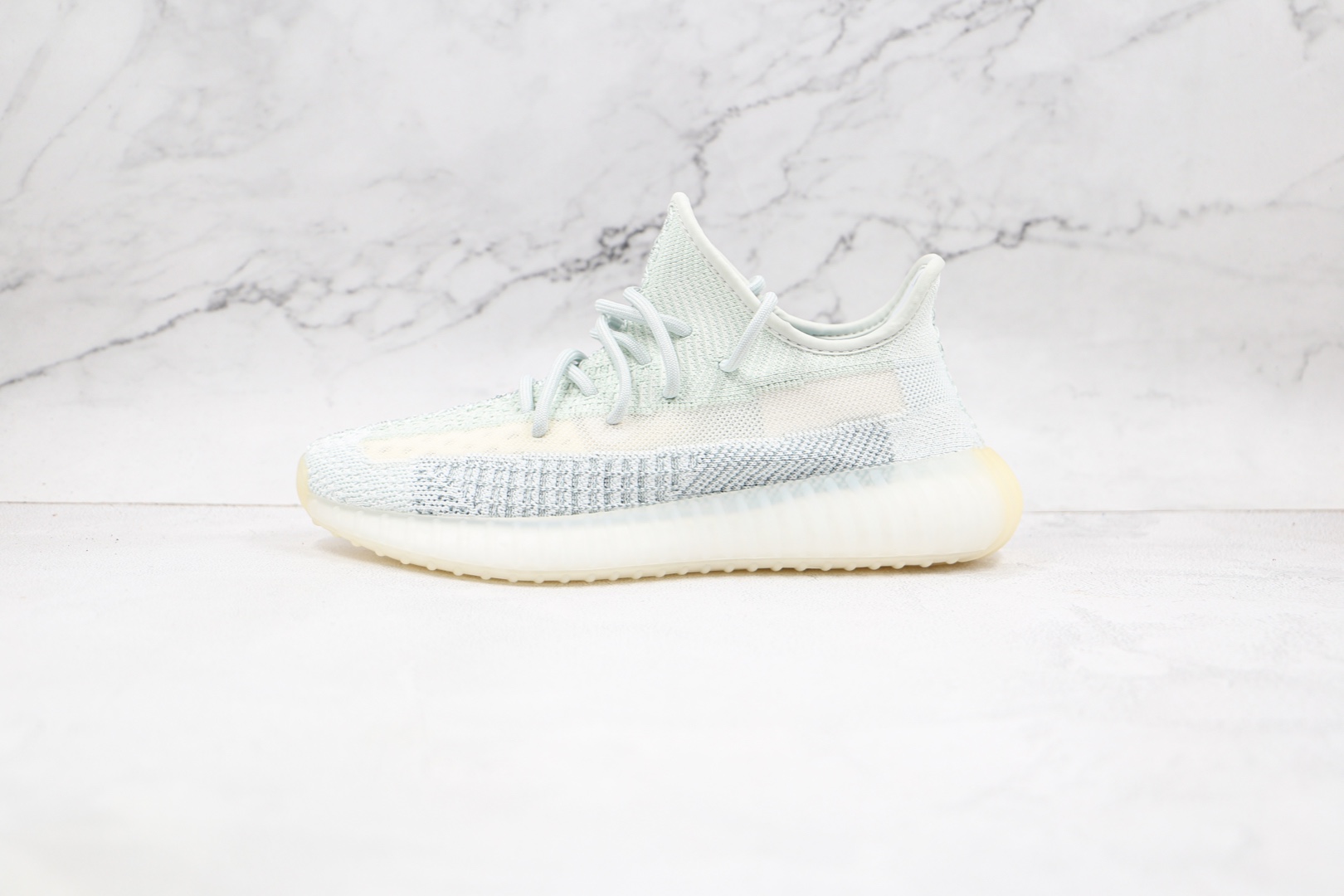 椰子 350 V2 巴斯夫 Yeezy Boost 350 V2 冰蓝满天星