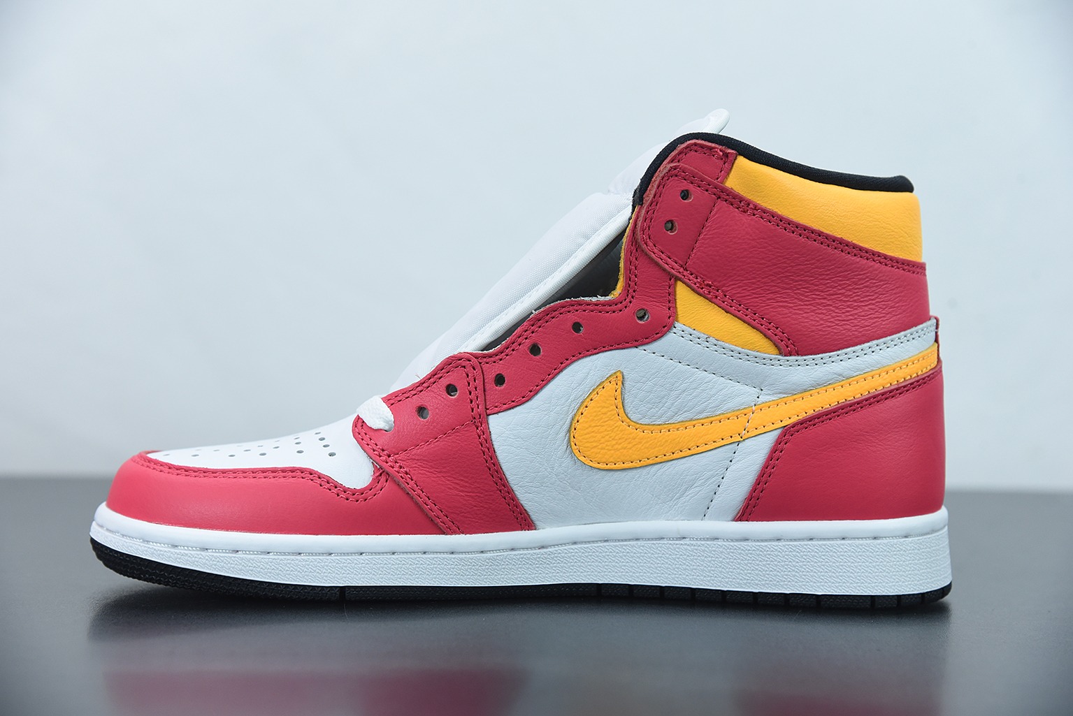 Air Jordan 1 Retro Hi OG " Light Fusion Red " AJ1乔1 白黄粉 高帮文化篮球鞋 555088-603