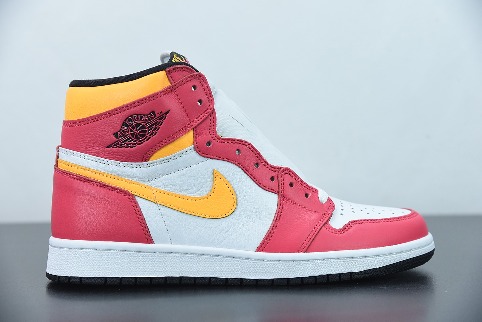 Air Jordan 1 Retro Hi OG " Light Fusion Red " AJ1乔1 白黄粉 高帮文化篮球鞋 555088-603