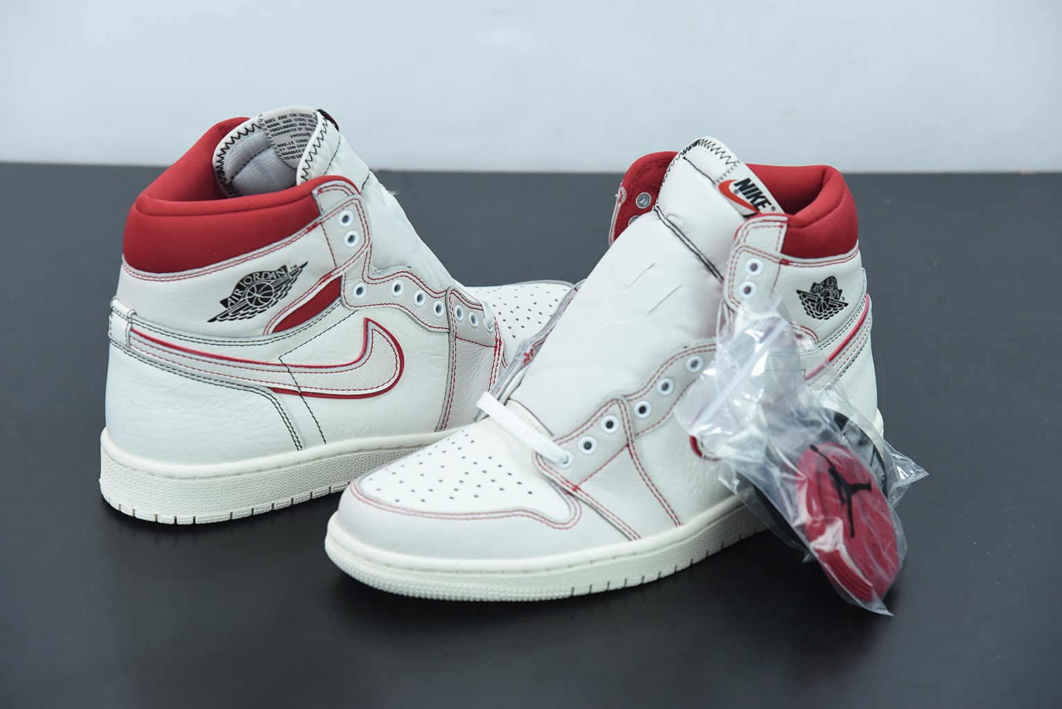 Air Jordan 1 Retro Phantom Gym Red OG AJ1 兔八哥 高帮文化篮球鞋 555088-160