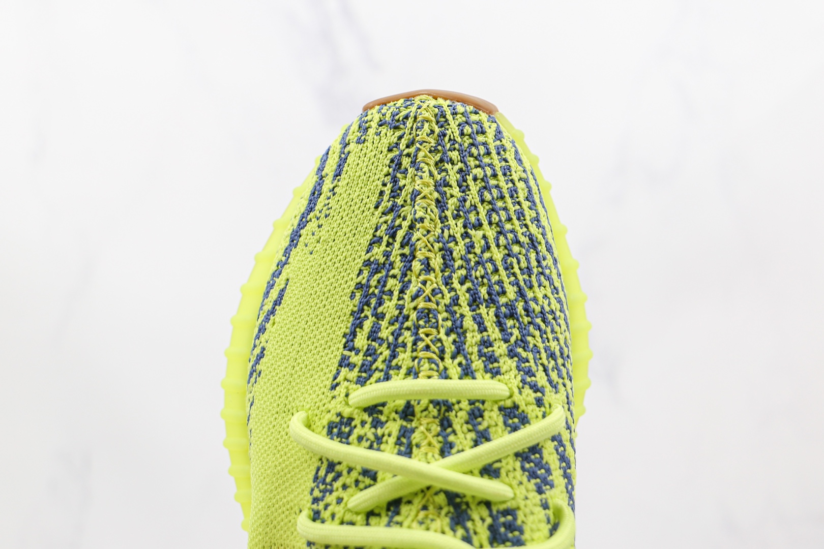 椰子 350 V2 巴斯夫 Yeezy Boost 350 V2 黄斑马运动鞋货号:B37572