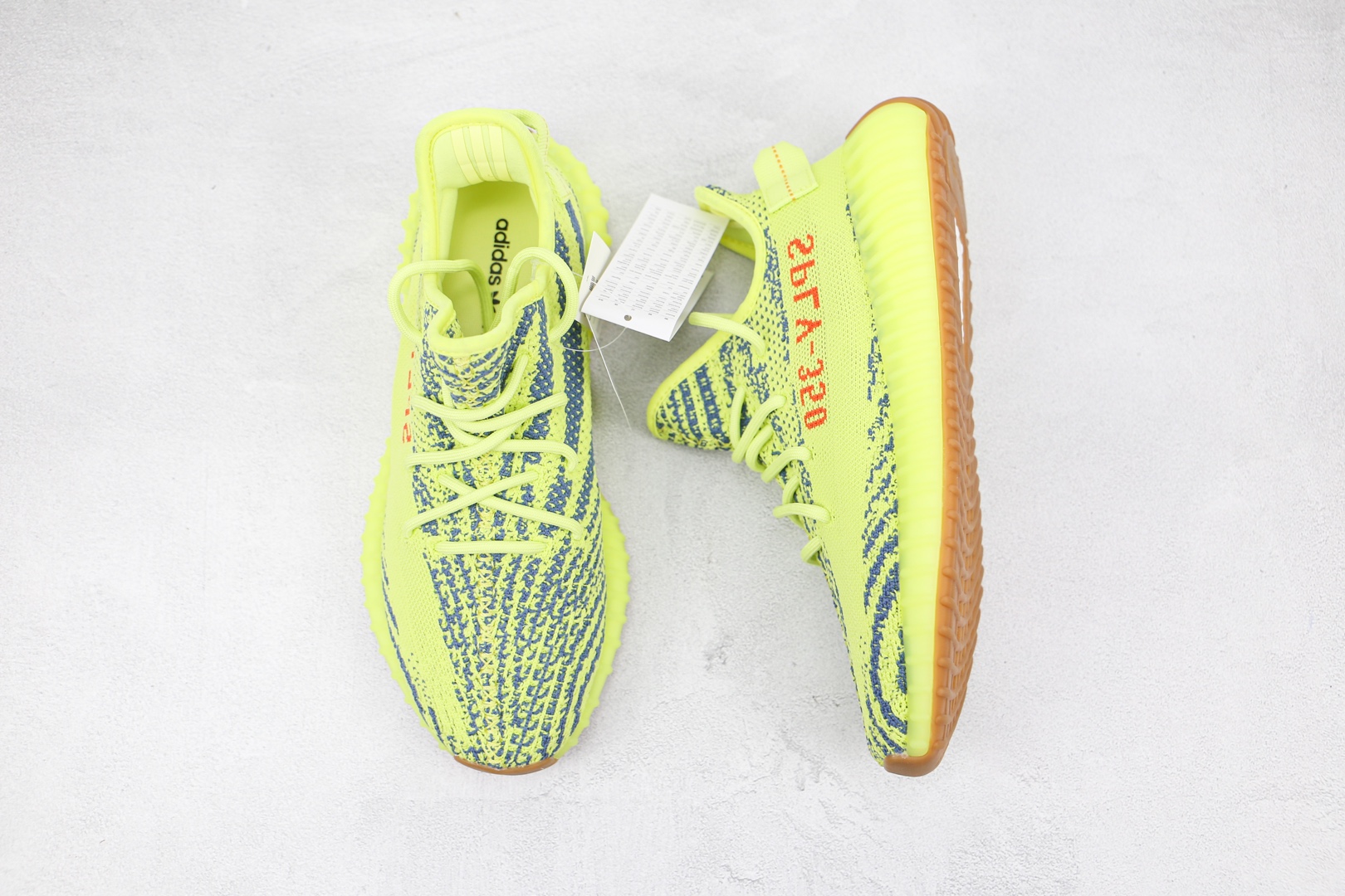 椰子 350 V2 巴斯夫 Yeezy Boost 350 V2 黄斑马运动鞋货号:B37572