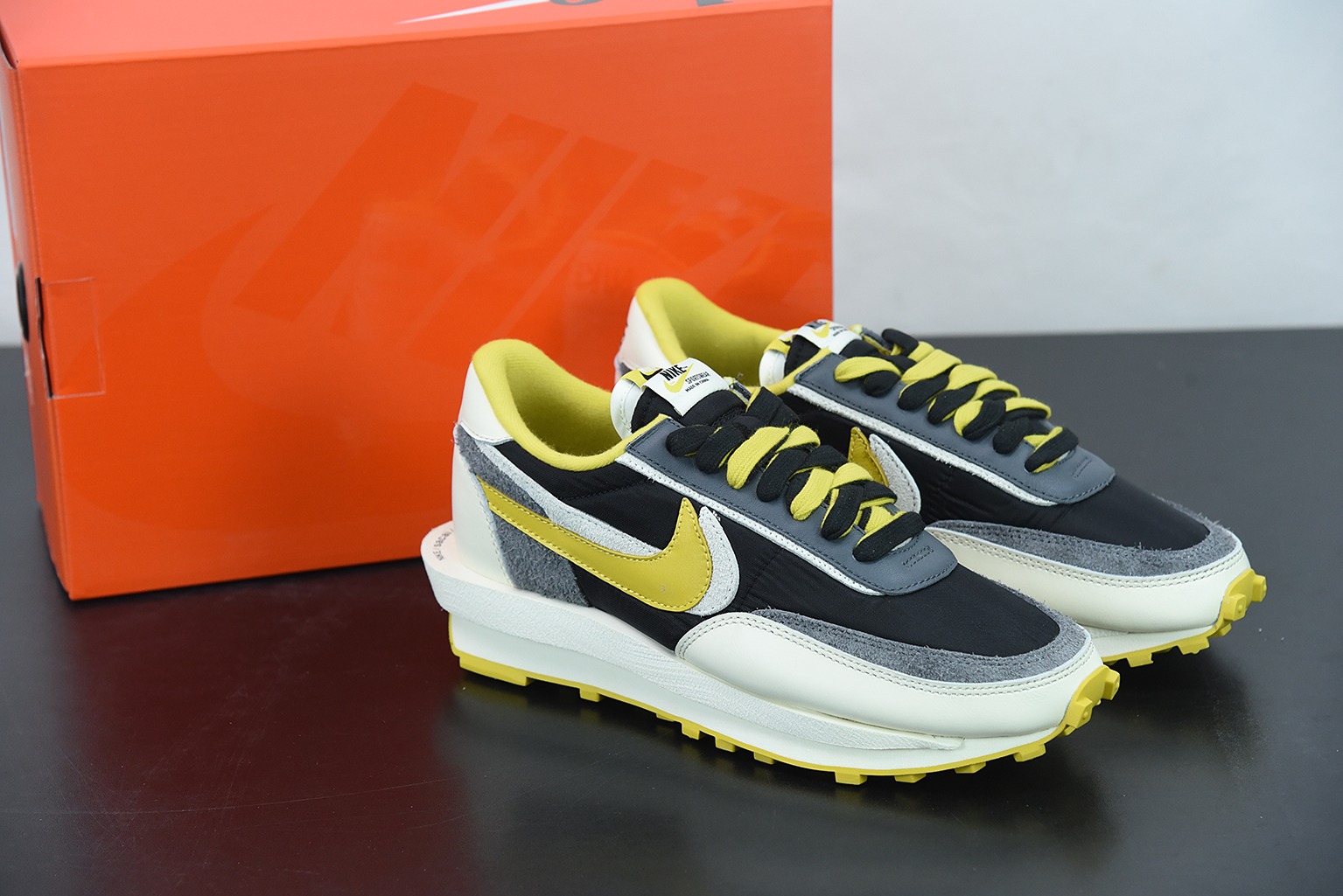 M07M4 NK SACAI X UNDERCOVER X LDWAFFLE三方联名运动鞋 货号:DJ4877-001