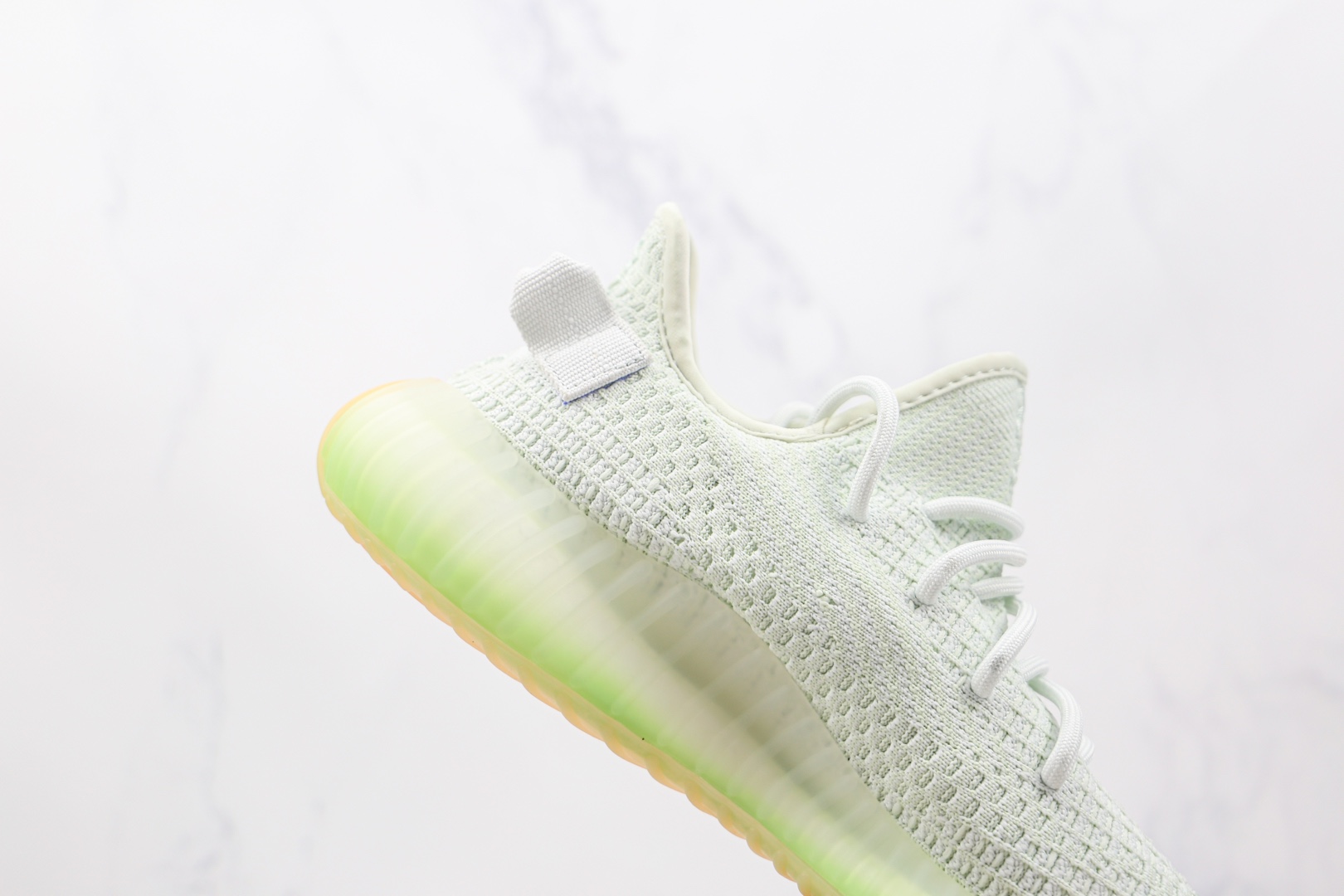 椰子 350 V2 巴斯夫 Yeezy Boost 350 V2 亚洲限定运动鞋
