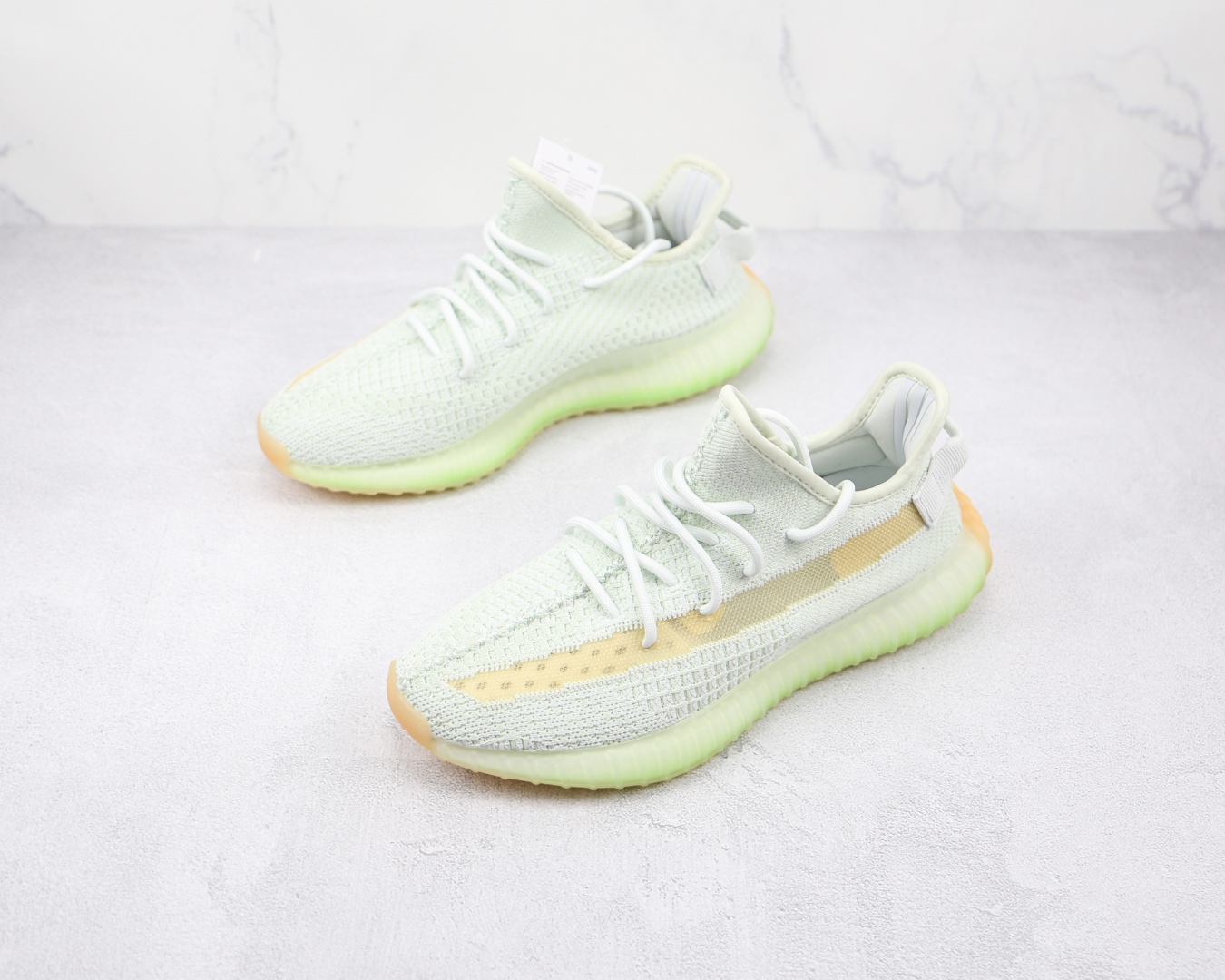 椰子 350 V2 巴斯夫 Yeezy Boost 350 V2 亚洲限定运动鞋