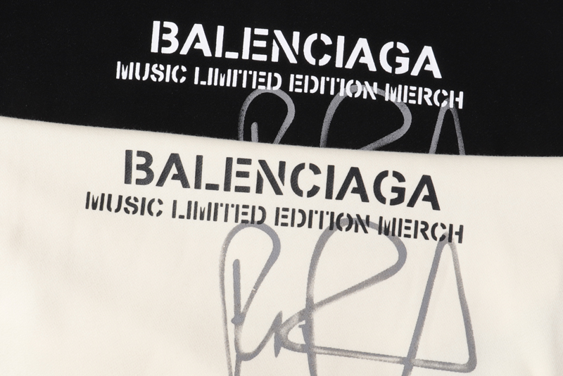 150 巴黎世家Balenciaga 连帽卫衣