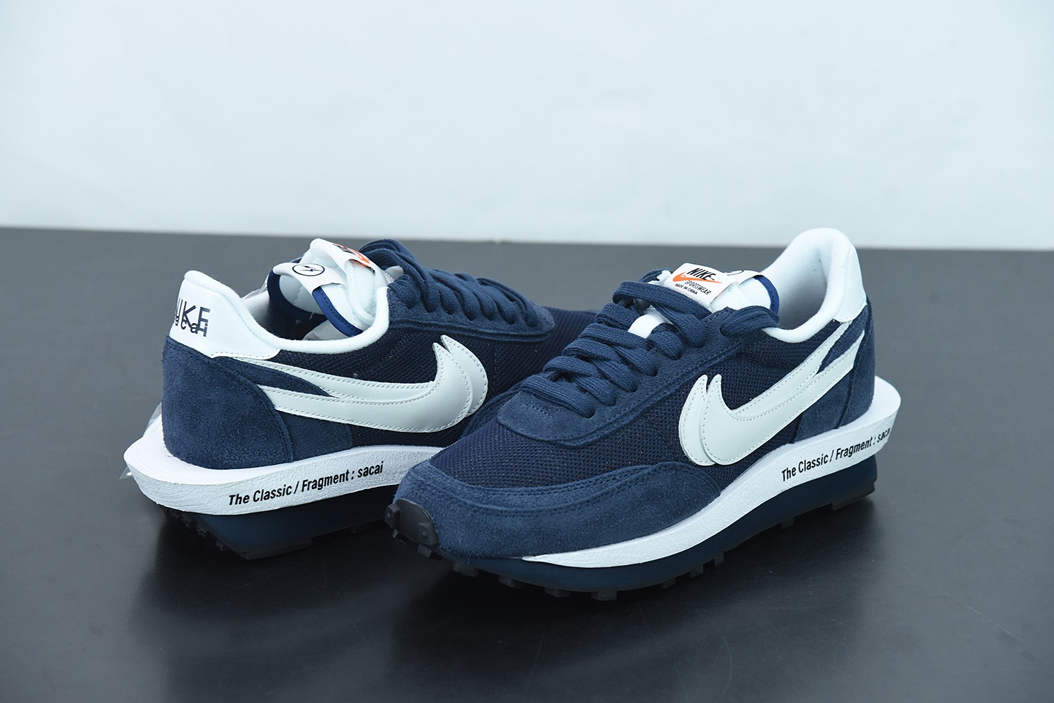 T00C5 Nk LDVWaffle x Sacai x藤原浩三方联名款运动跑鞋 货号：DH2684-400