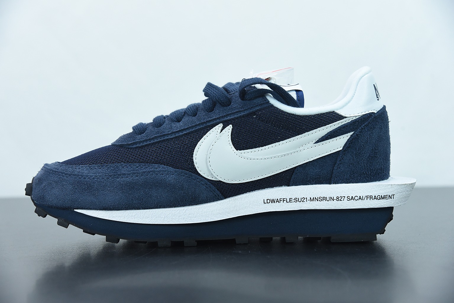 T00C5 Nk LDVWaffle x Sacai x藤原浩三方联名款运动跑鞋 货号：DH2684-400
