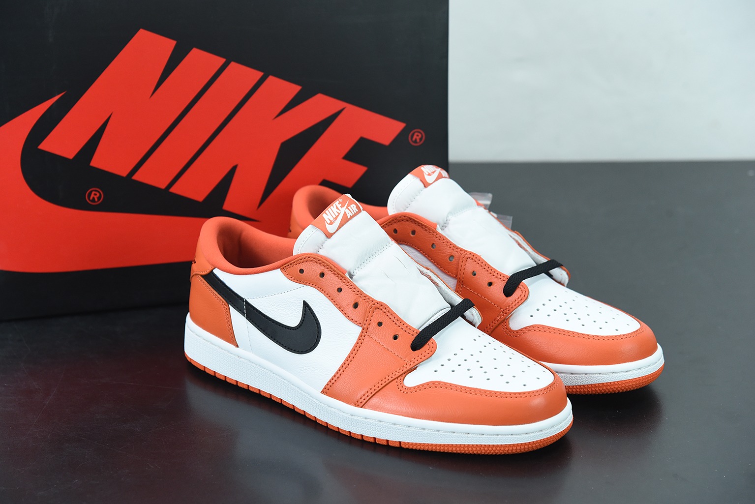 L00H5 纯原版本 Air Jordan 1 Low AJ1 乔丹1代低帮篮球鞋 白 橙扣碎 货号:CZ0790 801