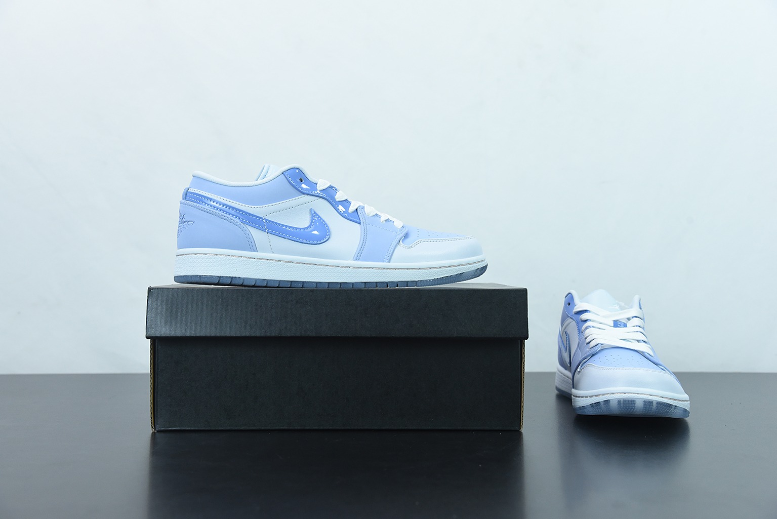 Air Jordan 1 Low Mighty Swooshers AJ1 低帮 雾霾蓝 动漫 货号：DM5442-040