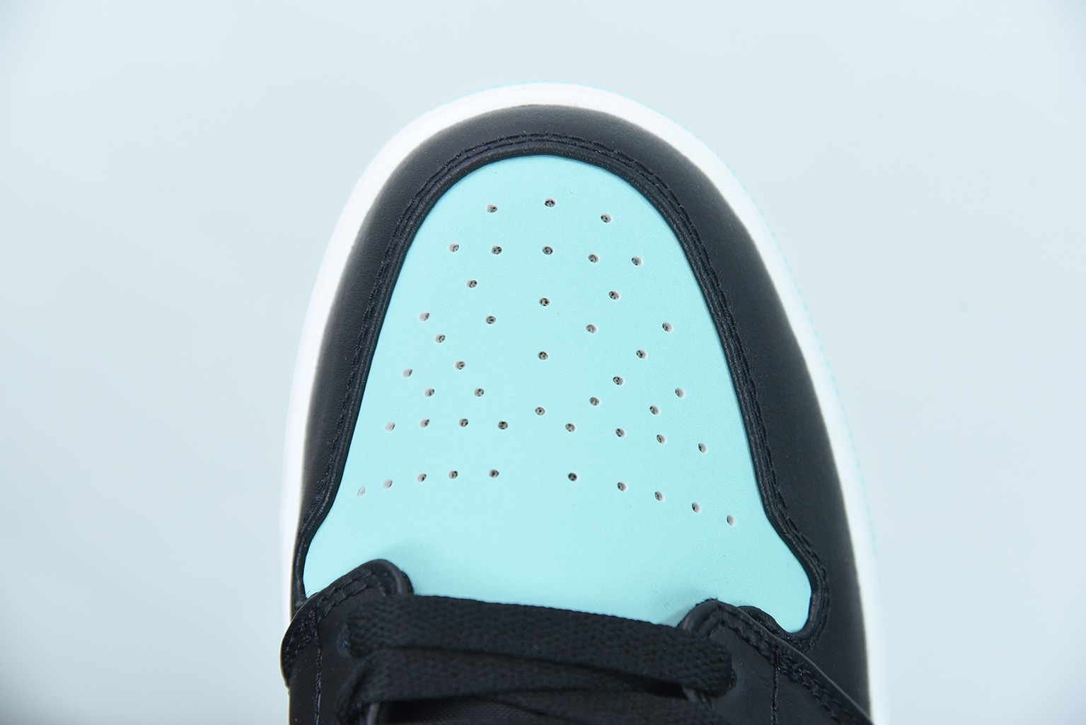 Air Jordan 1 Low 黑蒂芙尼 AJ1乔1低帮休闲板鞋 货号：CK3022-301