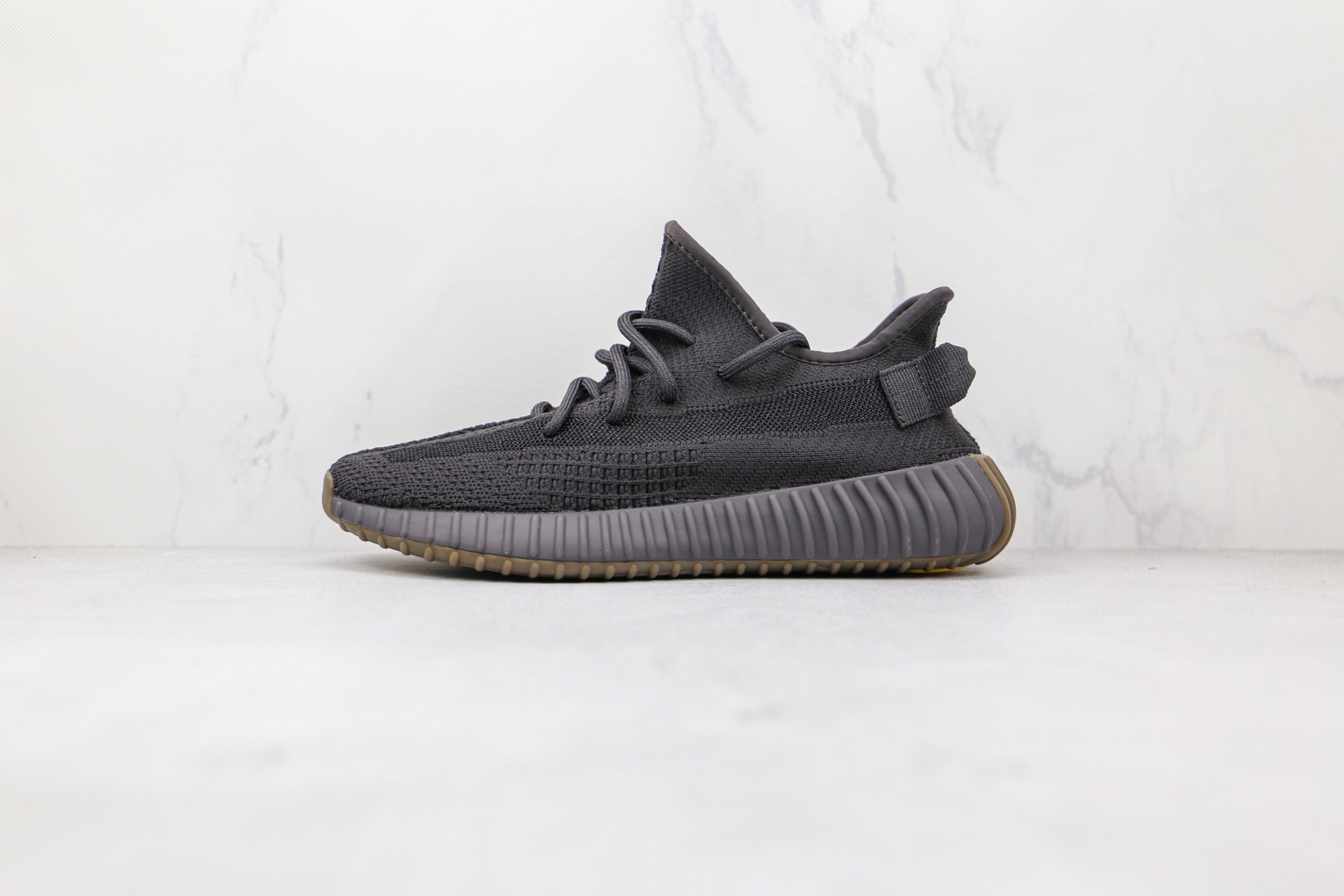 椰子 350 V2 巴斯夫 Yeezy Boost 350 V2 黑生胶 天使运动鞋