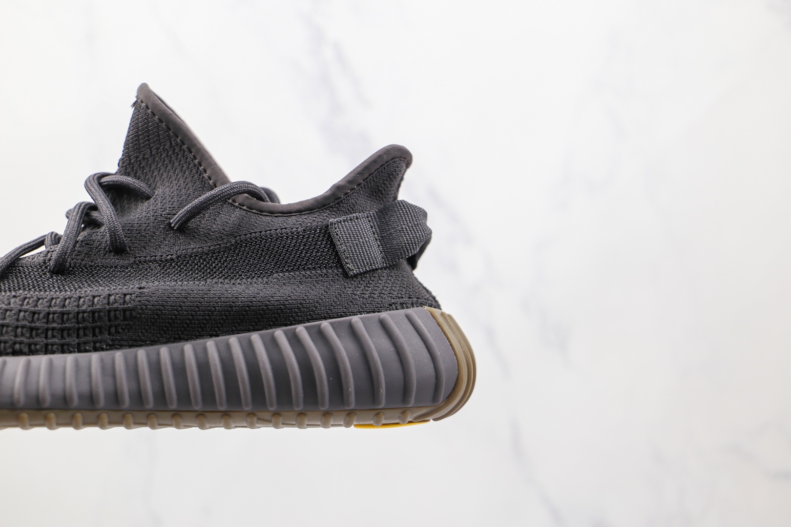 椰子 350 V2 巴斯夫 Yeezy Boost 350 V2 黑生胶 天使运动鞋