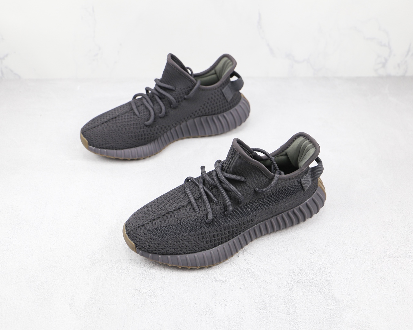 椰子 350 V2 巴斯夫 Yeezy Boost 350 V2 黑生胶 天使运动鞋