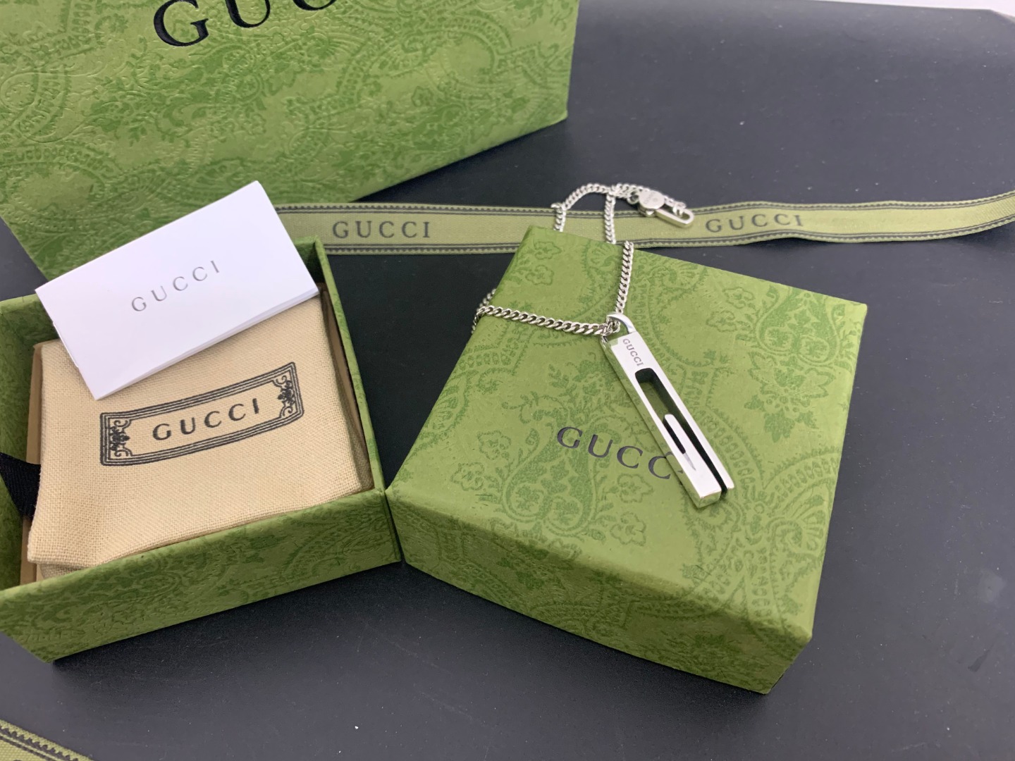 NO:379871,the arrival!  Gucci Strip hollow G side chain necklace Spot length 60CM No. D0772004, jewelry quality, gucci, gucci, necklace19860909到货！Gucci 古驰 条形镂空G侧身链项链 现货 长度60CM 编号D0772004,饰品精品,gucci,gucci,necklace,Jewelry