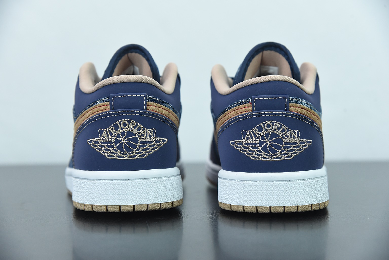 Air Jordan 1 Low AJ1 乔1深蓝牛仔 低帮文化休闲运动板鞋 货号：DH1259-400
