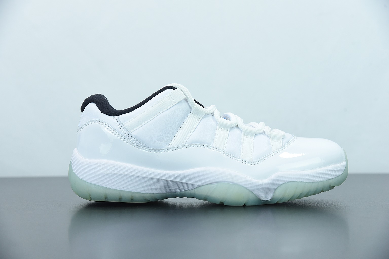 W09S4 Air Jordan 11 Low AJ11 :AV2187 117 36-47.5