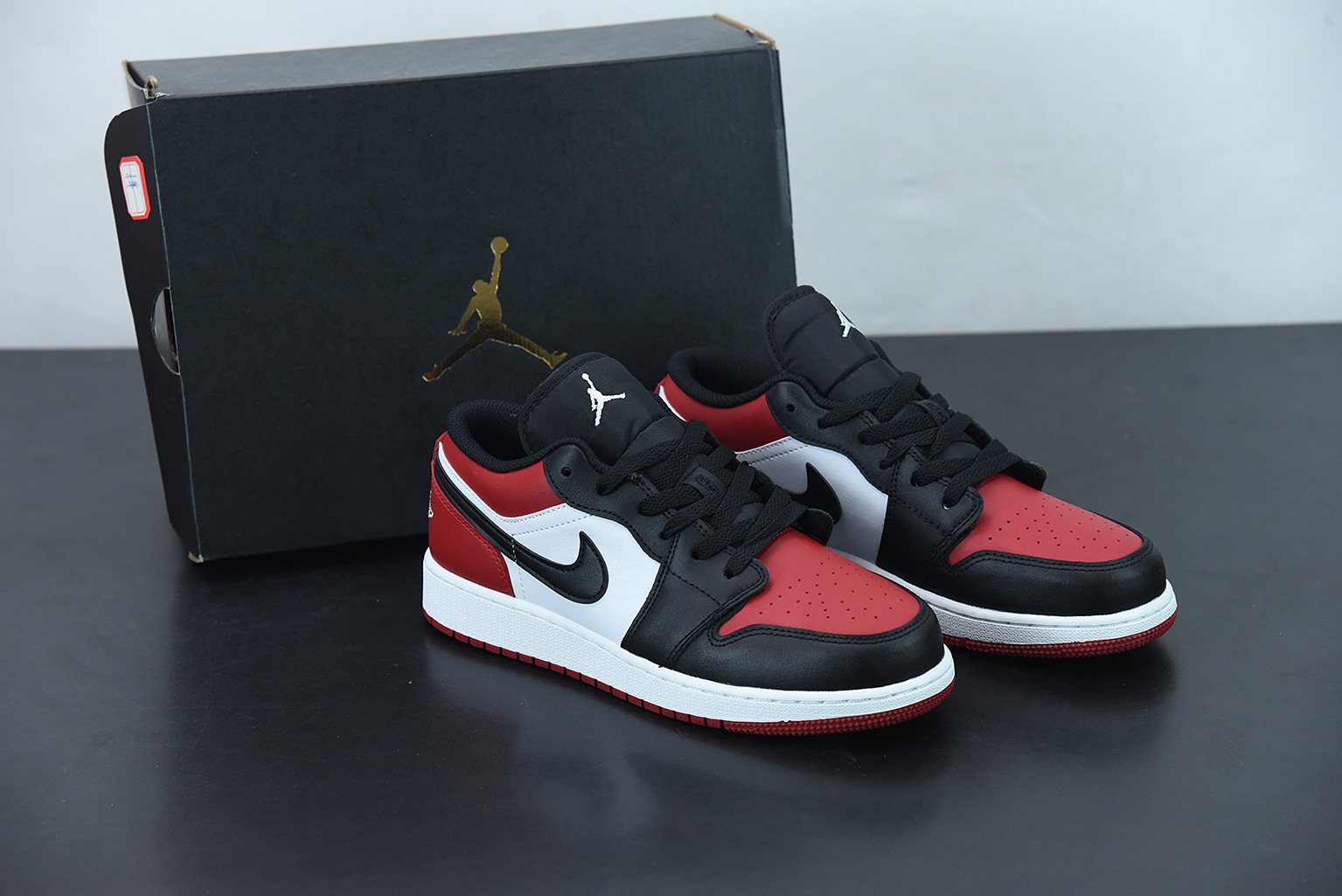 Air Jordan1 Low 2021 Black Toe 2021AJ1LOW新黑红男女同款休闲低帮运动鞋 553558 612