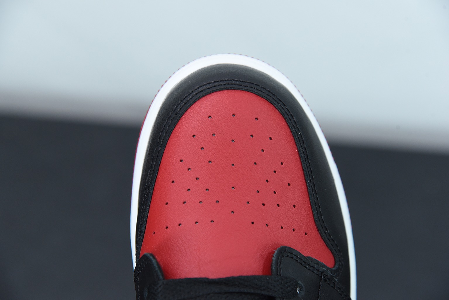 Air Jordan1 Low 2021 Black Toe 2021AJ1LOW新黑红男女同款休闲低帮运动鞋 553558 612