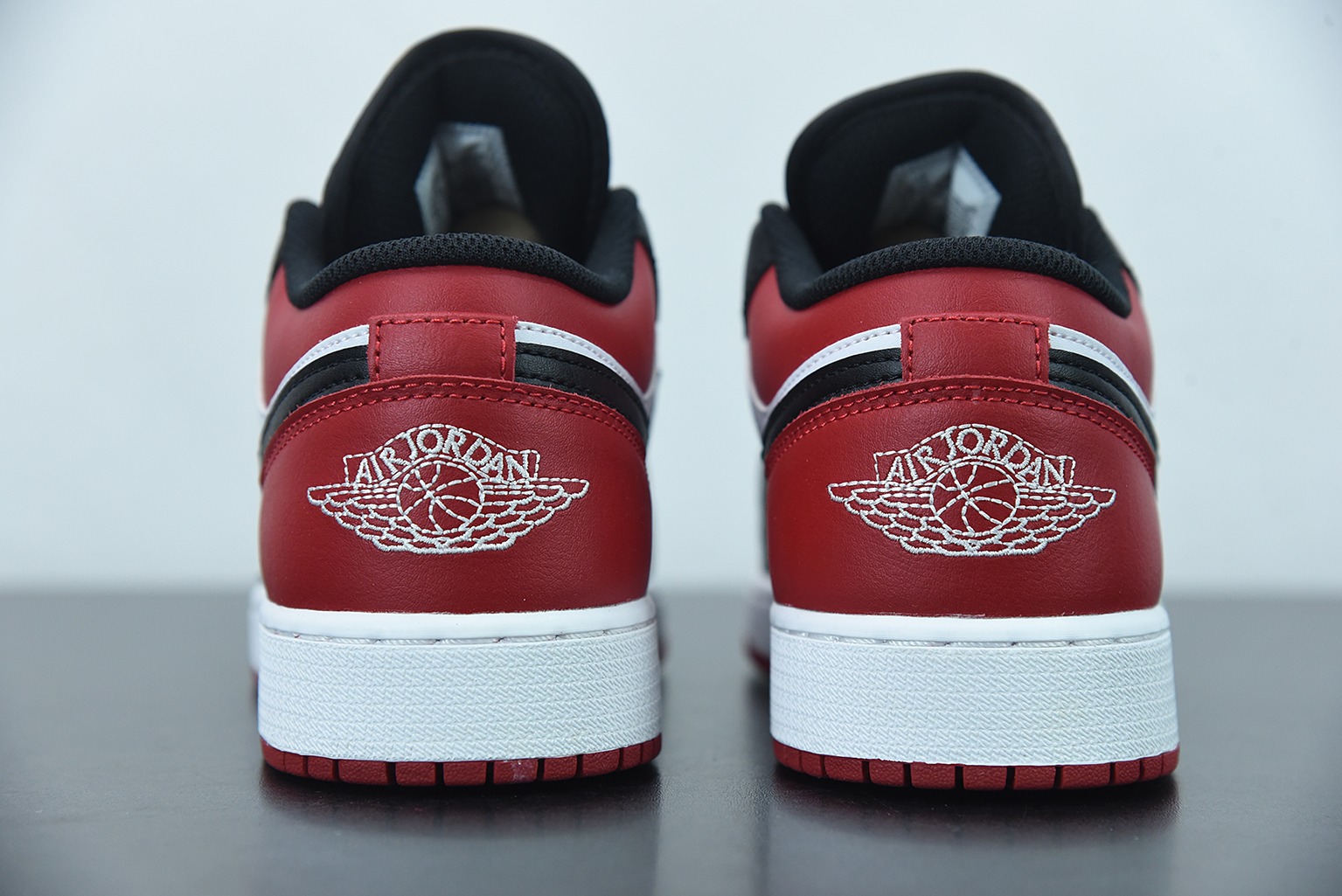 Air Jordan1 Low 2021 Black Toe 2021AJ1LOW新黑红男女同款休闲低帮运动鞋 553558 612