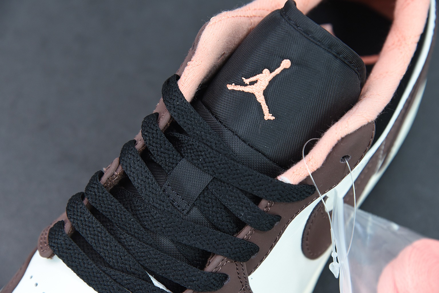 Air Jordan 1 Low AJ1 小摩卡白棕 乔1低帮文化篮球鞋 货号：DC6991-200