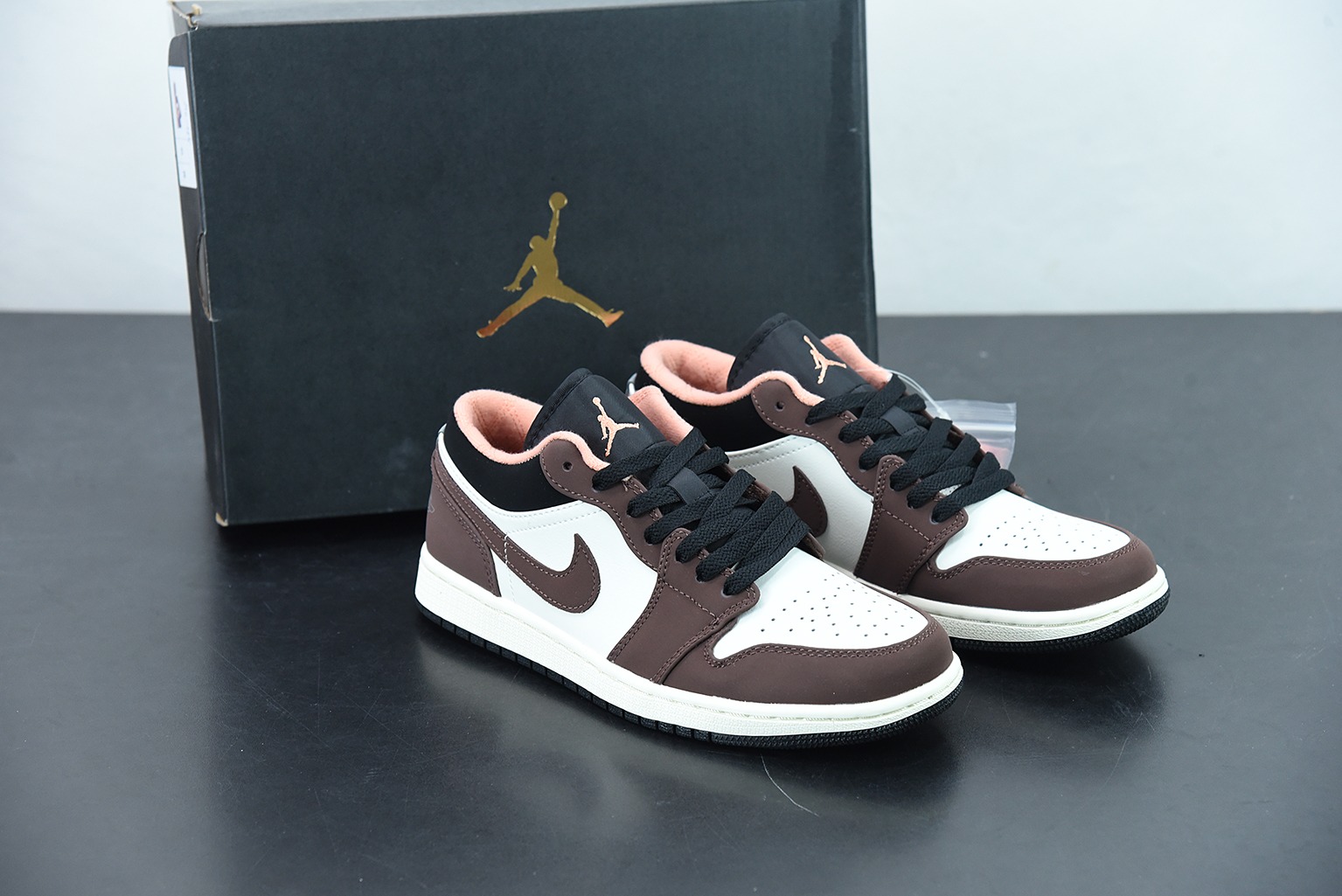 Air Jordan 1 Low AJ1 小摩卡白棕 乔1低帮文化篮球鞋 货号：DC6991-200