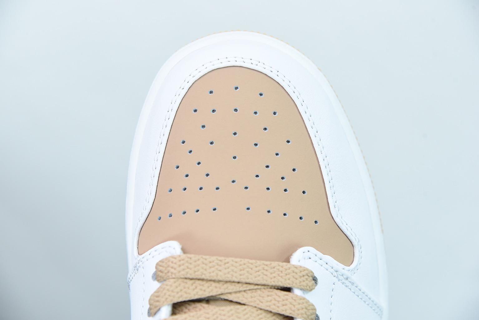 Air Jordan 1 Low "White/Tan" 低帮 白褐 AJ1 货号：DN6999-100