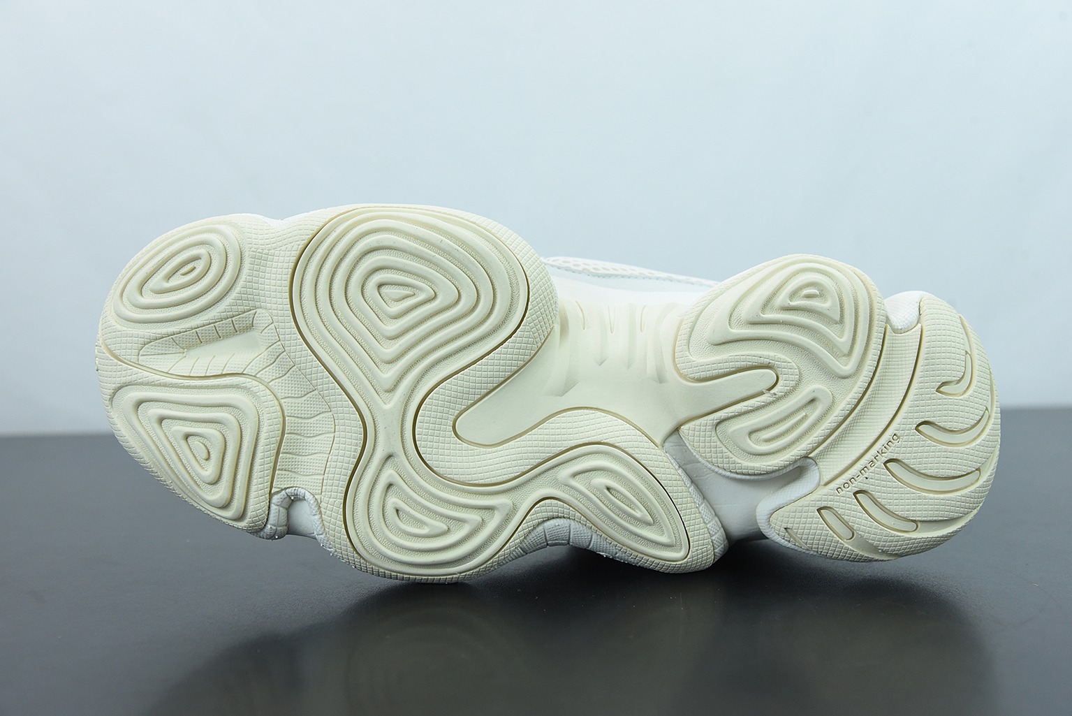 O00O6纯原版本 AD Yeezy 500 “Bone White”骨白 椰子500系列 货号:FV3573