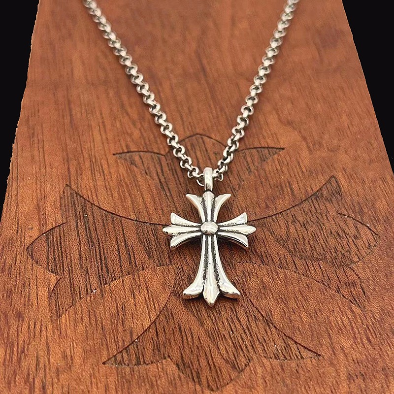 AAAA تخصيص
 Chrome Hearts مزيف
 مجوهرات القلائد