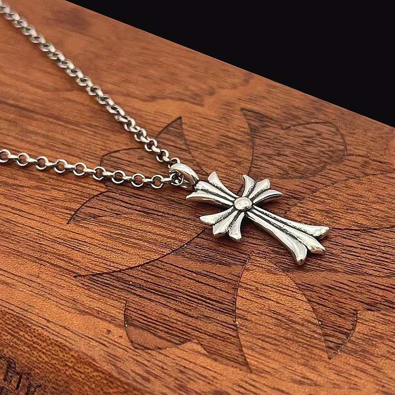 Chrome Hearts 尺寸：50-70cm