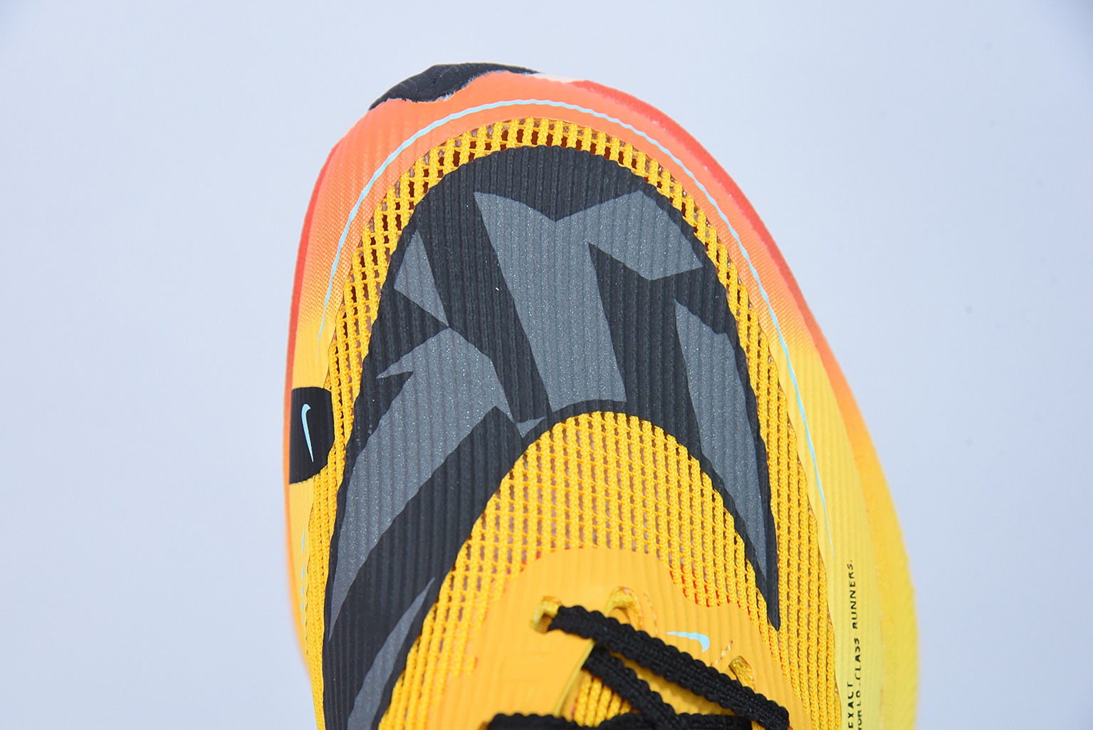 Nk ZoomX Vaporfly NEXT％ 2 马拉松针织面透气运动跑鞋 DO2408-739