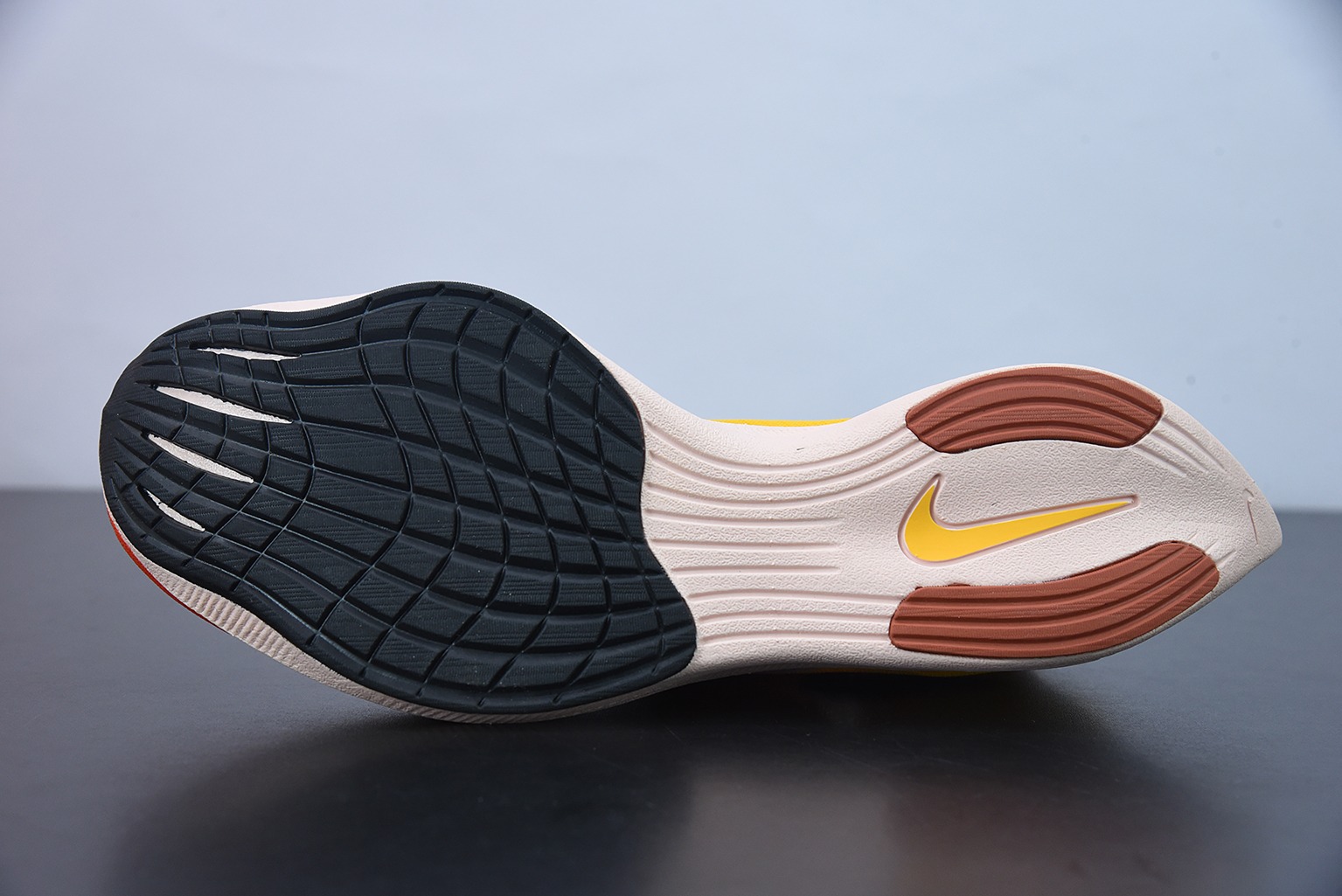 Nk ZoomX Vaporfly NEXT％ 2 马拉松针织面透气运动跑鞋 DO2408-739