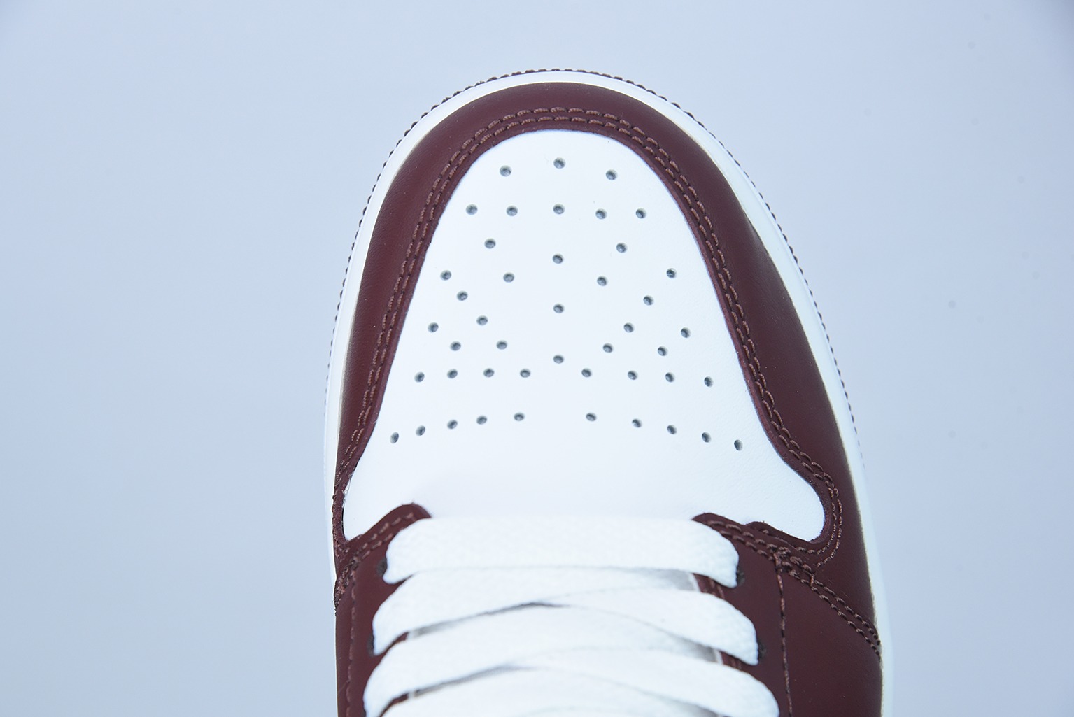 0D9D3 过验版 AJ1 Low 乔1酒红白 低帮篮球鞋 DC0774-116